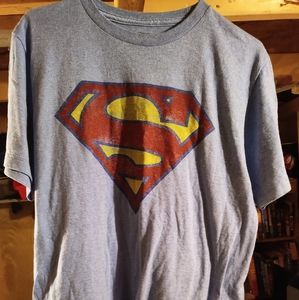 Men's medium superman shirt